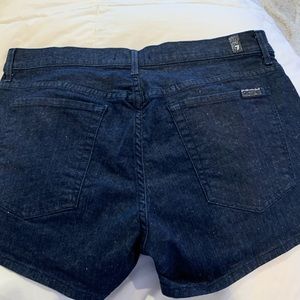 7 FOR ALL MANKIND jean shorts never worn Size 32